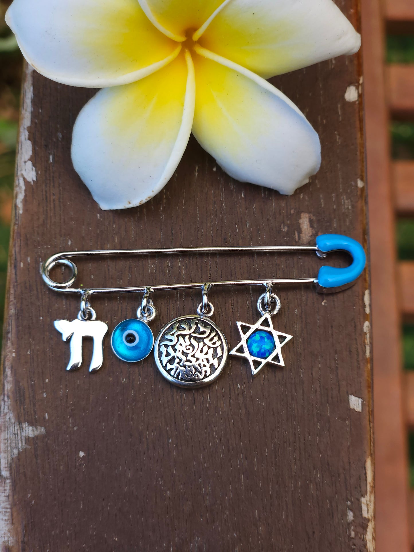 Blue Safety Pin with Charms – 925 Sterling Silver – 2" for Stroller or Blanket